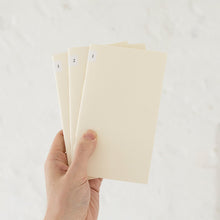 Laden Sie das Bild in den Galerie-Viewer, MIDORI - MD Notebook Light (3er-Pack) - B6 slim blank
