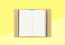 Load image into Gallery viewer, TRAVELER&#39;S COMPANY – Traveler&#39;s Notebook Regular – 011 Refill Binder