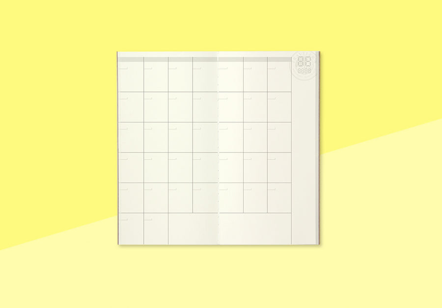 TRAVELER'S COMPANY – Traveler's Notebook Regular – 017 Free Diary (Monthly)